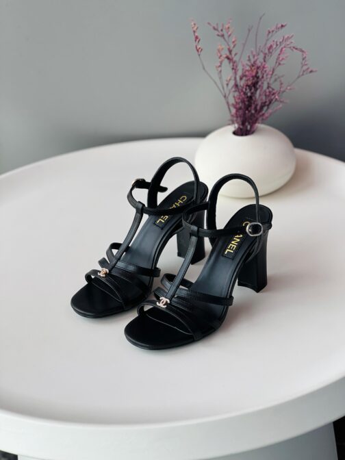 CHANEL - Image 5
