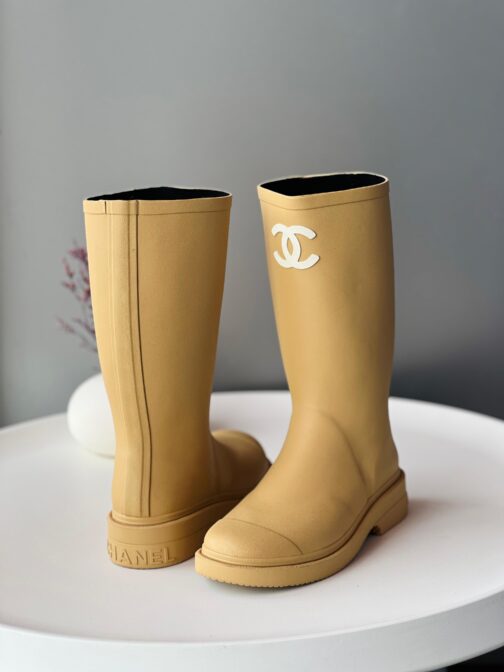 CHANEL BOOT